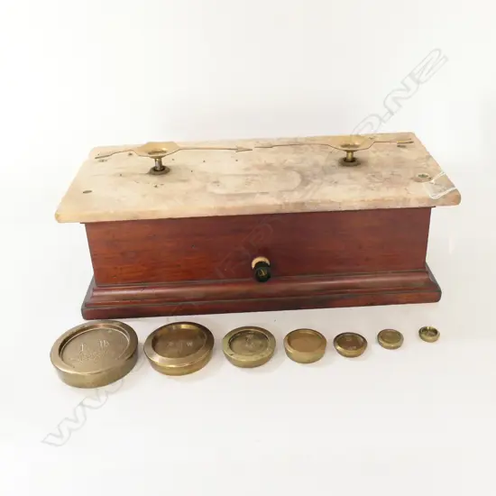 MAHOGANY & MARBLE COUNTER TOP BALANCE SCALES w NEST OF BRASS WEIGHTS, (REPLACED KNOB, LACKING PANS) W.340mm